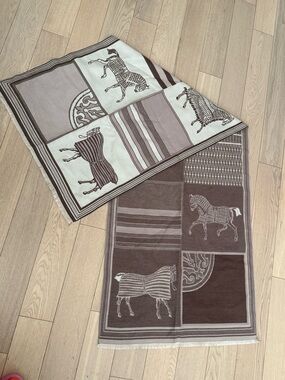 Chic, Cozy, Reversible Equestrian Print Scarf Wrap in Taupe and Cream